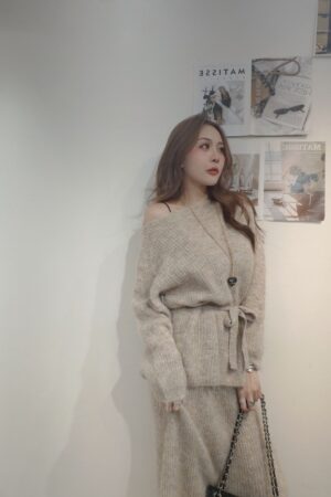 羊絨毛裙套附綁帶
