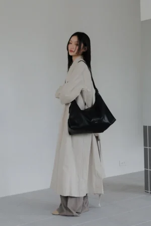 Lithe 剪裁大包 純黑